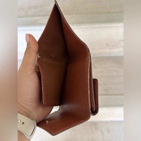 🎉HOST PICK🎉 Louis Vuitton Elise Trifold Wallet - Picture 10 of 15